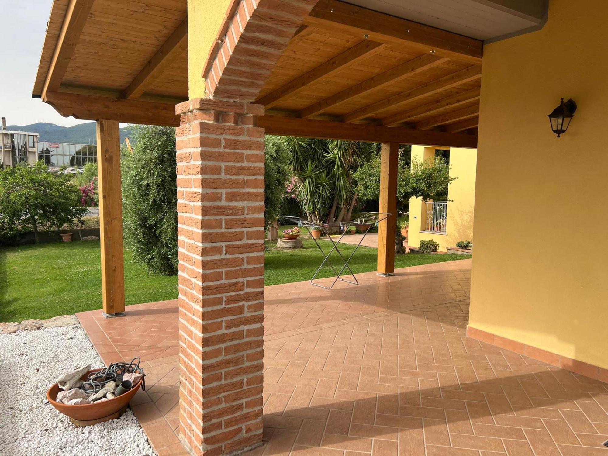 Agriturismo Il Giardino Degli Olivi Appartamenti กาส์ตีจลิโอเน เดลลา เปสกายา ภายนอก รูปภาพ